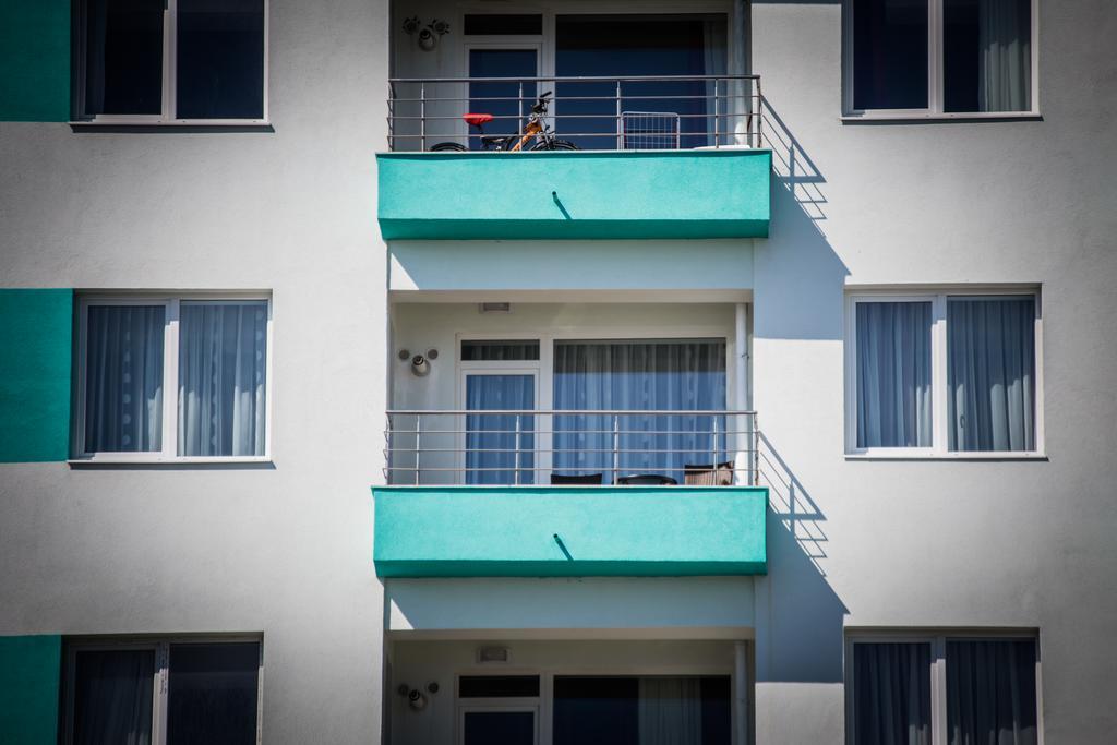 Oasis By The Sea - Summerland Apartment Mamaia Exterior photo