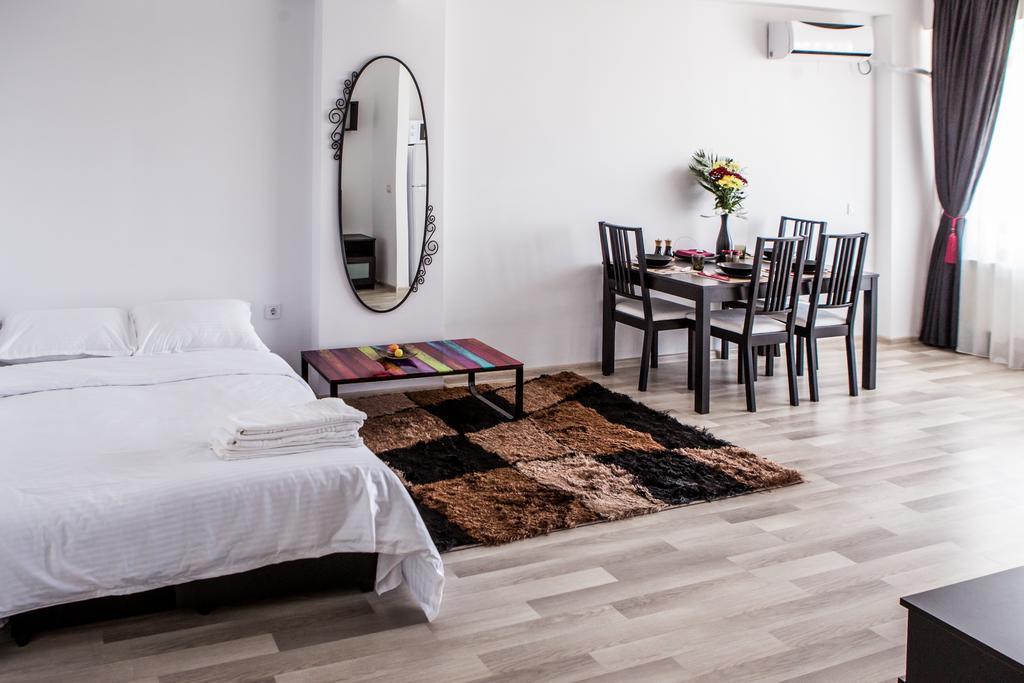 Oasis By The Sea - Summerland Apartment Mamaia Exterior photo